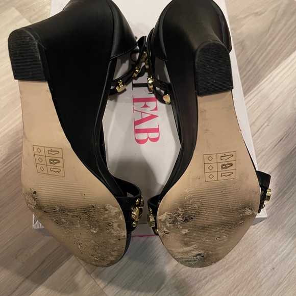 Black high heeled shoes - Picture 6 of 7